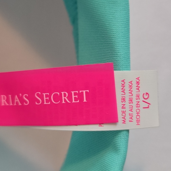 Rash Guard - Picture 3 of 4